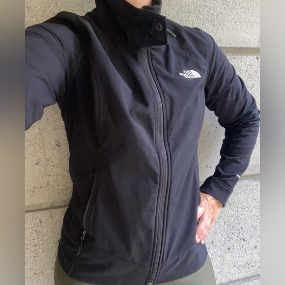 TNF The North Face Windwall Jacket - Picture 13 of 13